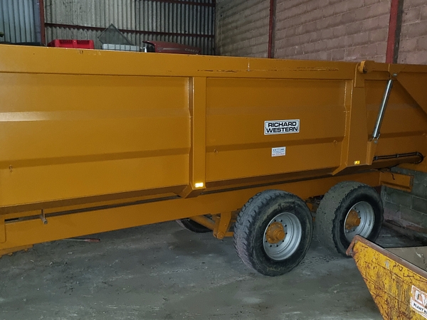 Chris Atkin & Son Ltd - Richard Western SF14